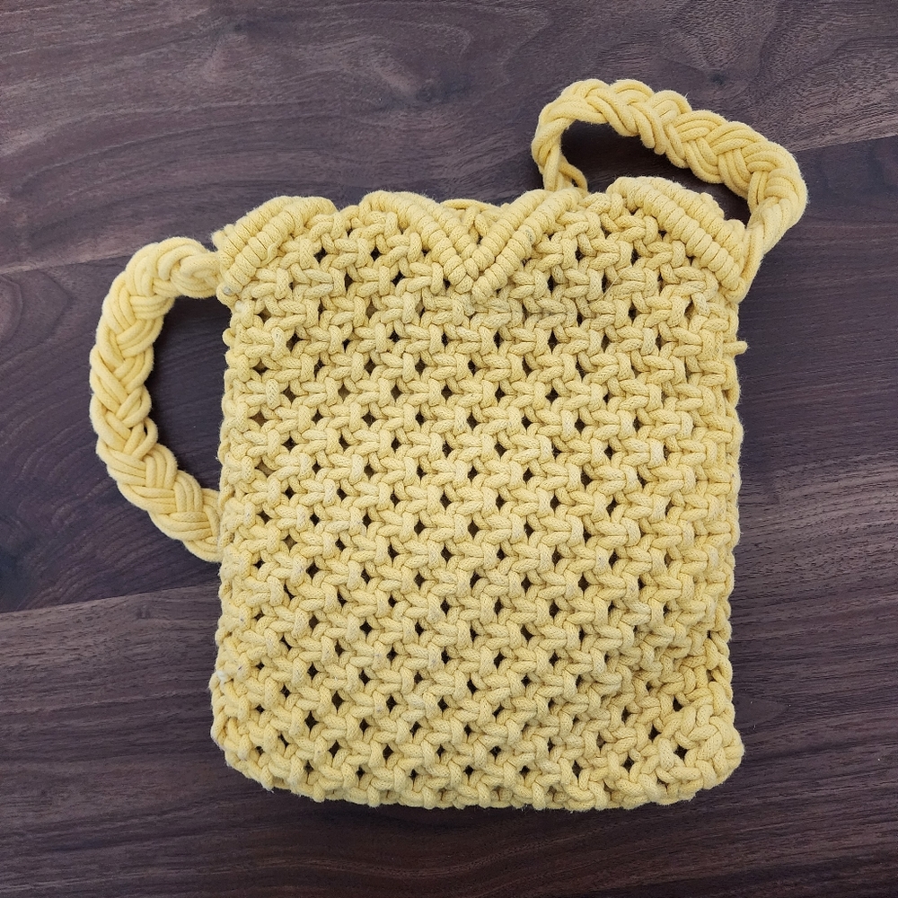 Tommy Bahama Yellow Macrame Crossbody Bag - Picture 3 of 9
